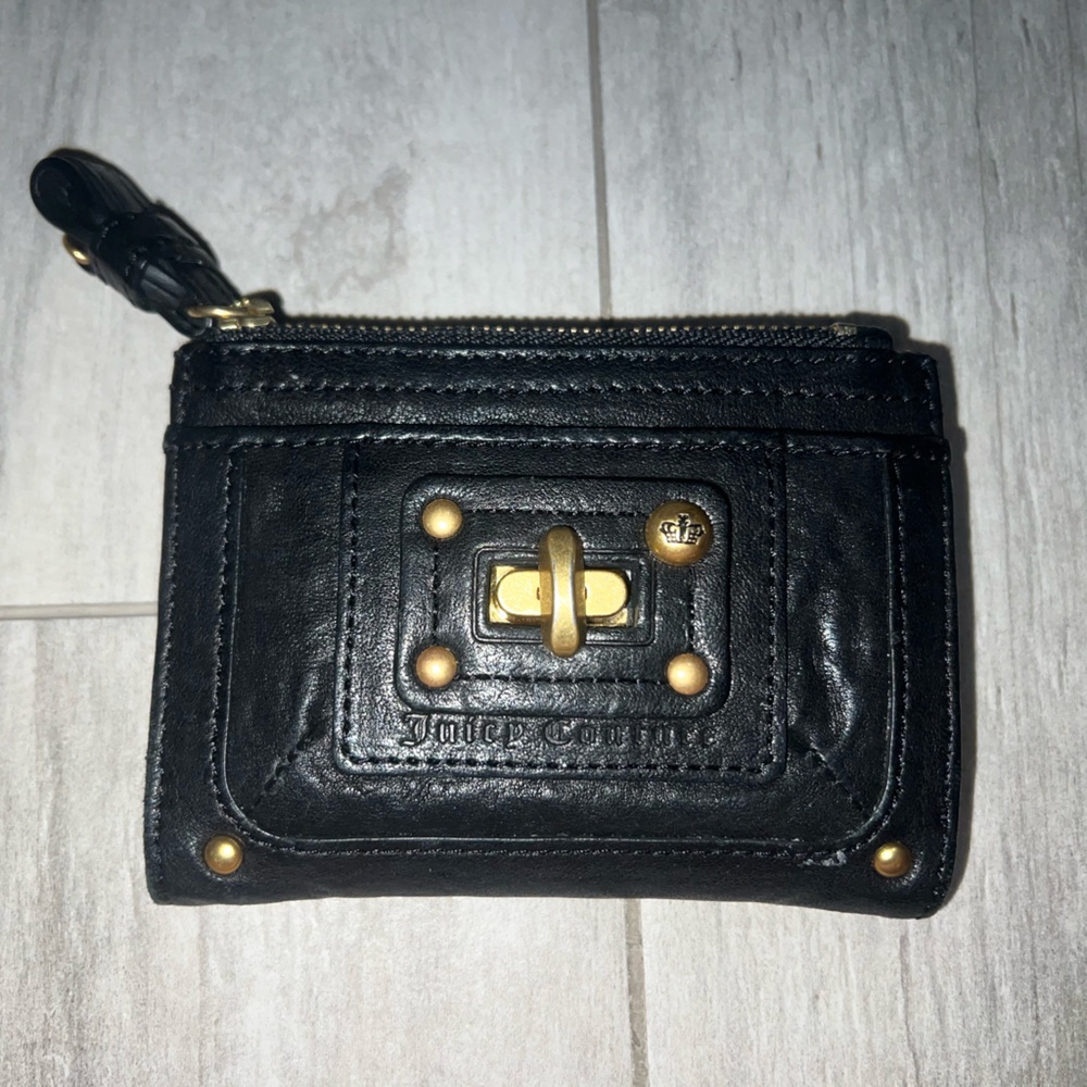 VINTAGE BLACK LEATHER WALLET